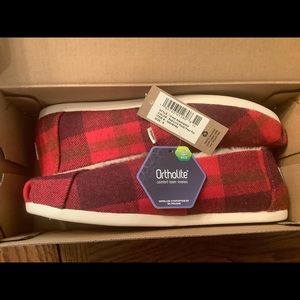 NWB Toms